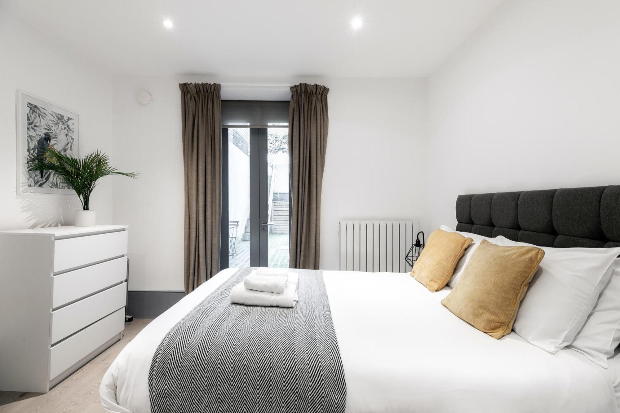 Prime Apartments Gloucester Road Londra Exterior foto